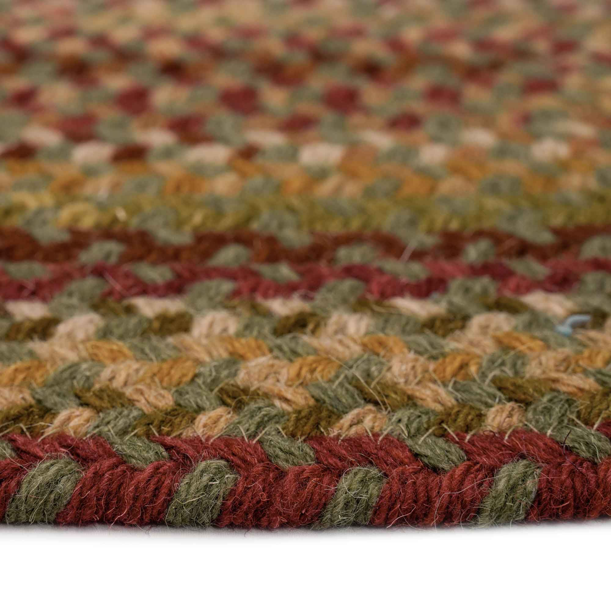 Homecoming Evergreen Braided Rug Round image