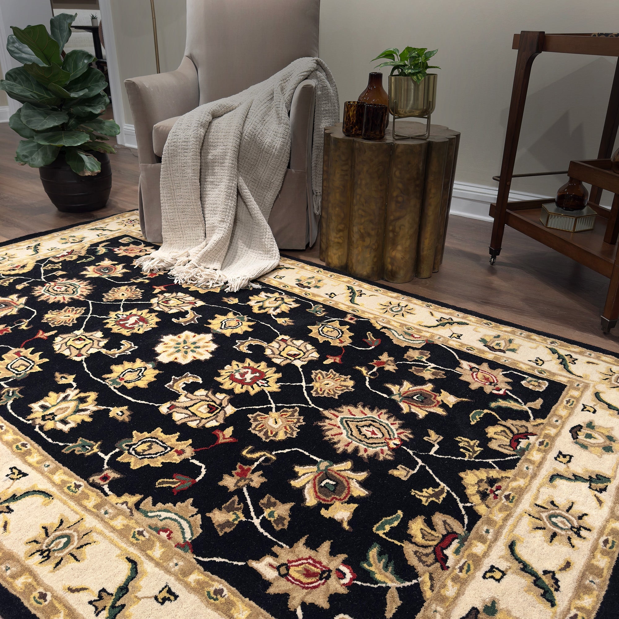 Persia-Keshan Black Ivory Hand Tufted Rug Rectangle image