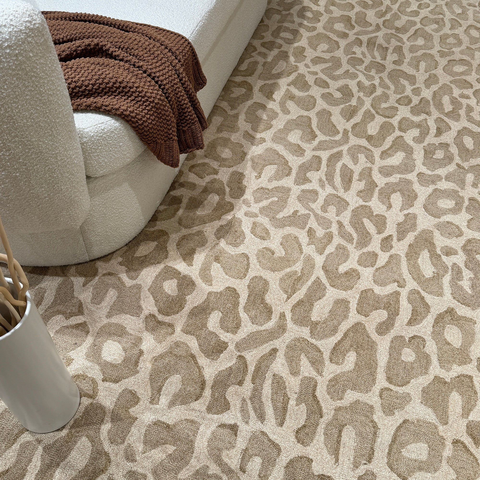 Serengeti-Leopard Natural Hand Tufted Rug Rectangle image