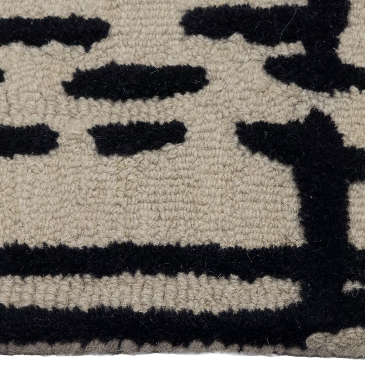 Tantu Carbon Hand Tufted Rug Rectangle image