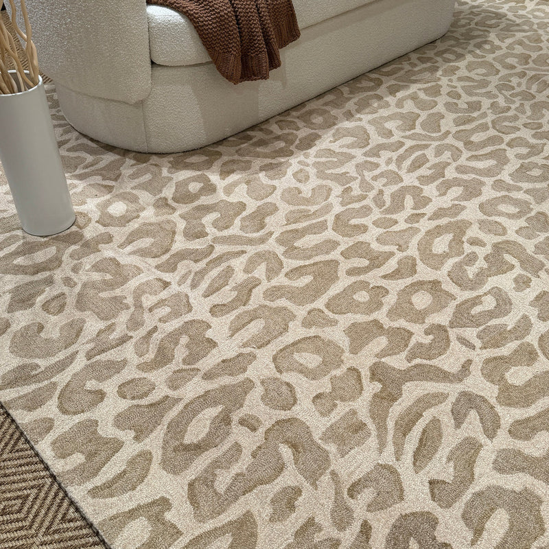 Serengeti-Leopard Natural Hand Tufted Rug Rectangle Roomshot image