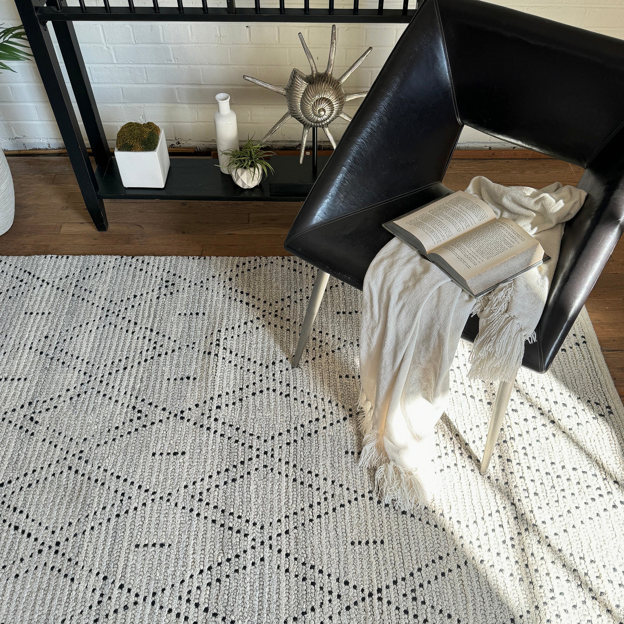 Geometrics Gray Hand Woven Area Rug Rectangle image